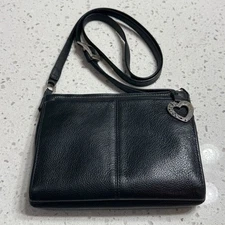 Brighton Black Leather Crossbody Bag w Heart Charm multi pocket magnetic & zip