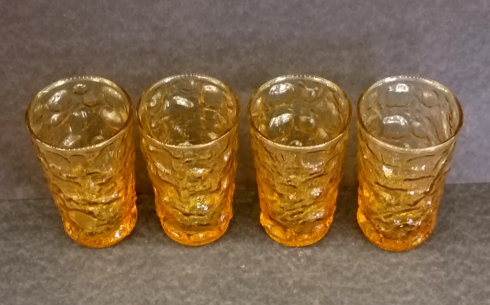 Винтажный набор из 4 желтых стаканов для сока Anchor Hocking Amber Lido Milano - Изображение 3 из 4