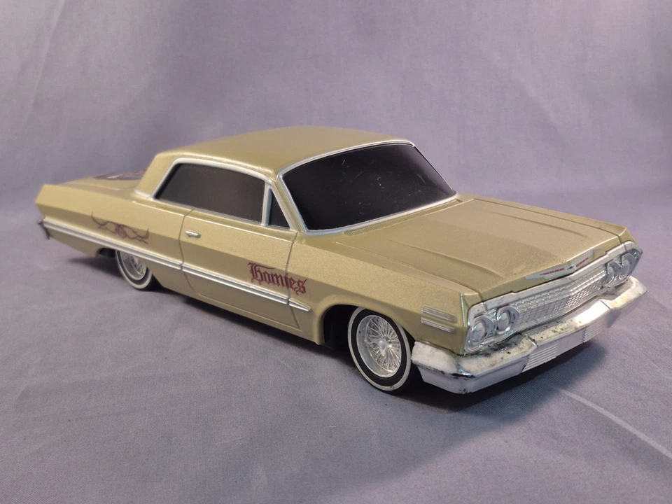 Lindberg Homie Hoppers 1963 Chevy Impala Lowrider RC Car No Remote Untested JD - Image 2 of 4