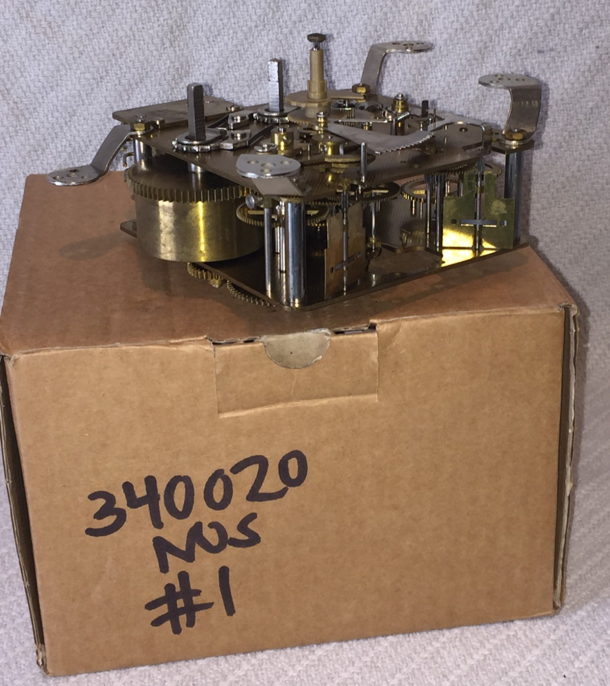 New Franz Hermle 340-020 Clock Movement in the Original Box 