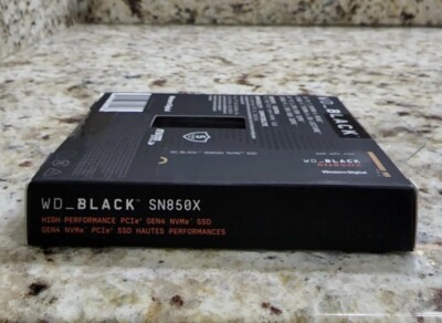 Western Digital WD_BLACK SN850X 2TB NVMe Internal SSD (WDS200T2X0E