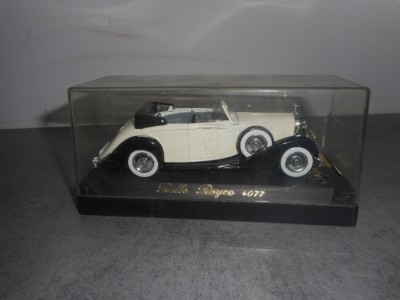 Voiture Miniature Rolls Royce Solido N°40 – Échelle 4077 ?