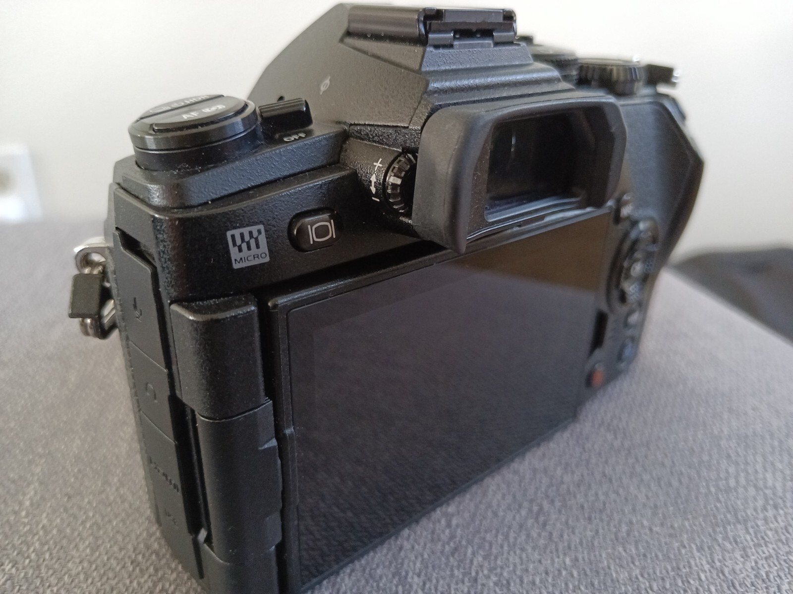 Olympus Om-1 Olympus OM-D E-M1 Mark II Mirrorless Camera Body