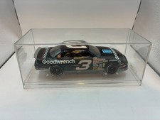 1/24 Custom Dale Earnhardt 3 Goodwrench Chevy Model w/ Case