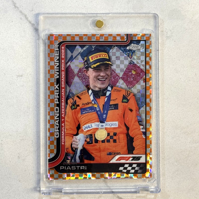 2025 Topps Chrome F1 #109 Oscar Piastri Orange Checker Flag Refractor /25