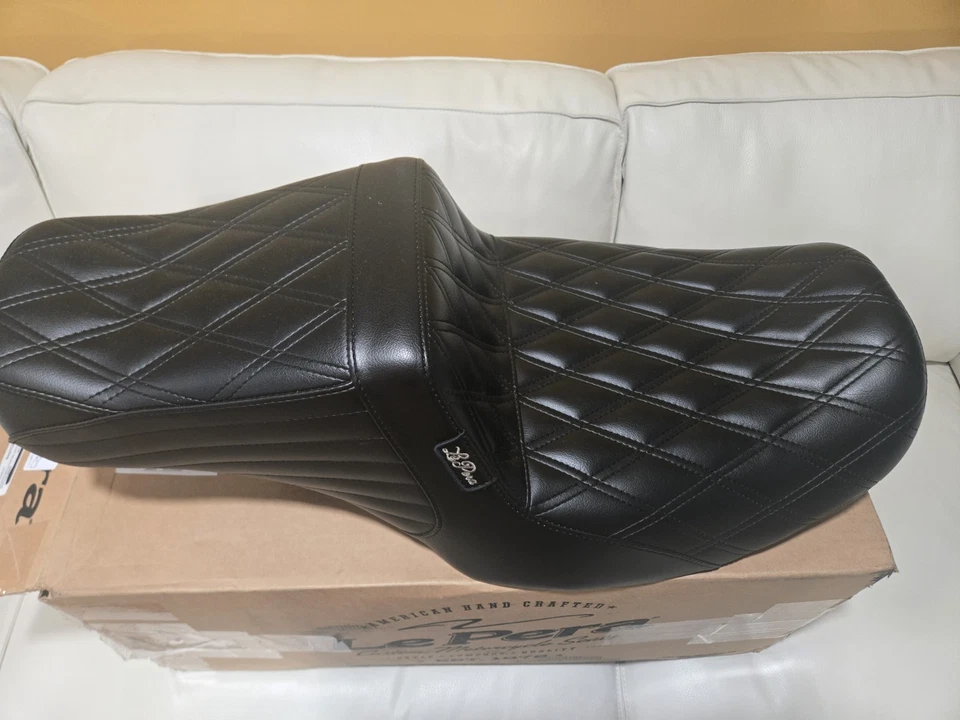 Asiento Le Pera para Harley FLHX/FLTR Foto 3 de 4