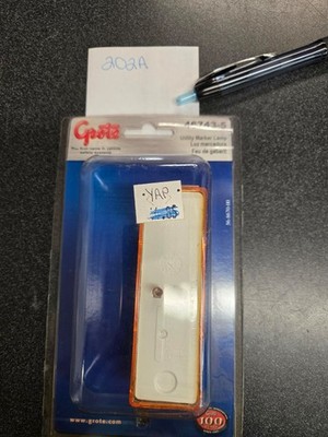 GROTE 46743 Clearance Marker Lamp,FMVSS P2,P3,PC,PC2 2CVV1
