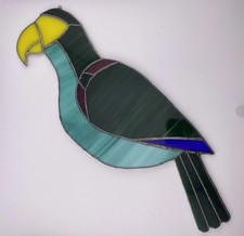 VINTAGE COLORFUL STAINED GLASS EXOTIC MACAW PARROT BIRD SUN CATCHER
