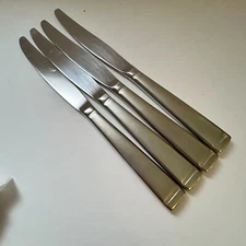 SET of 4 Oneida Community Frost Dinner Knives Stainless USA Satin Flatware 9-3/4