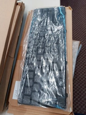 214 - NEW IN BOX !! Laptop Keyboard - Quanta AEATLU00010 ATLB rev 3A - Image 1 of 2