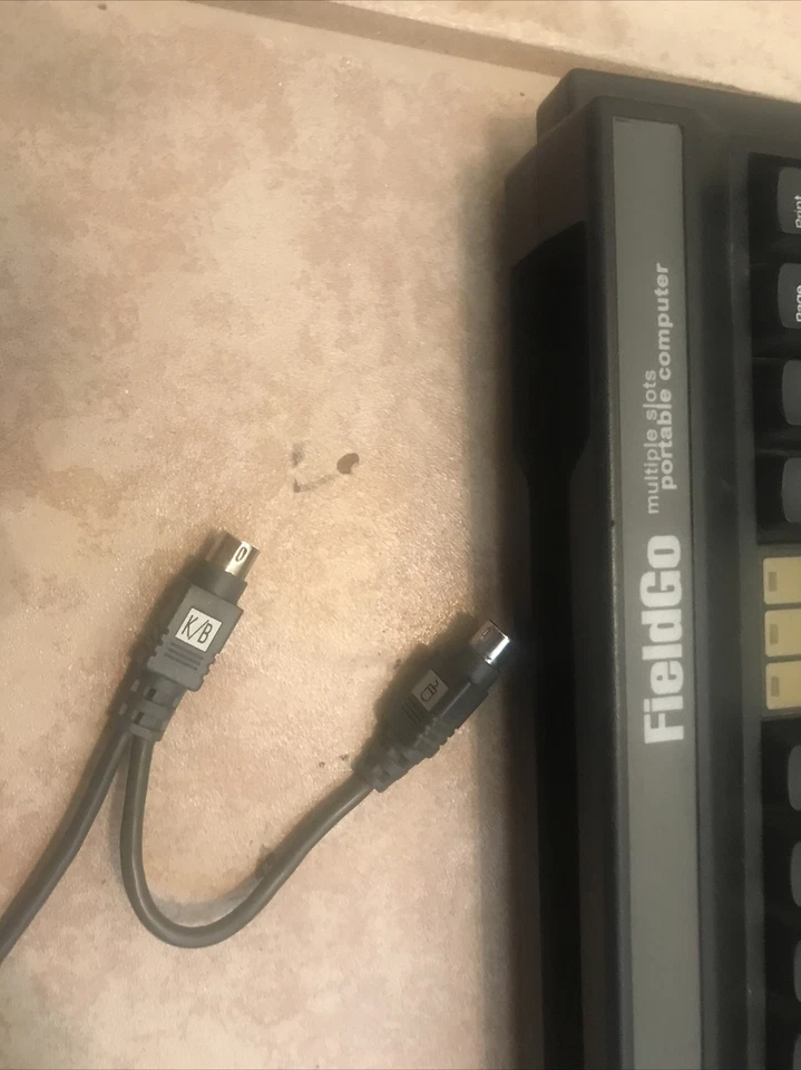 FieldGo Multiple Slots Portable Computer Mechanical Keyboard With Trackpad PS/2 - Image 2 of 4