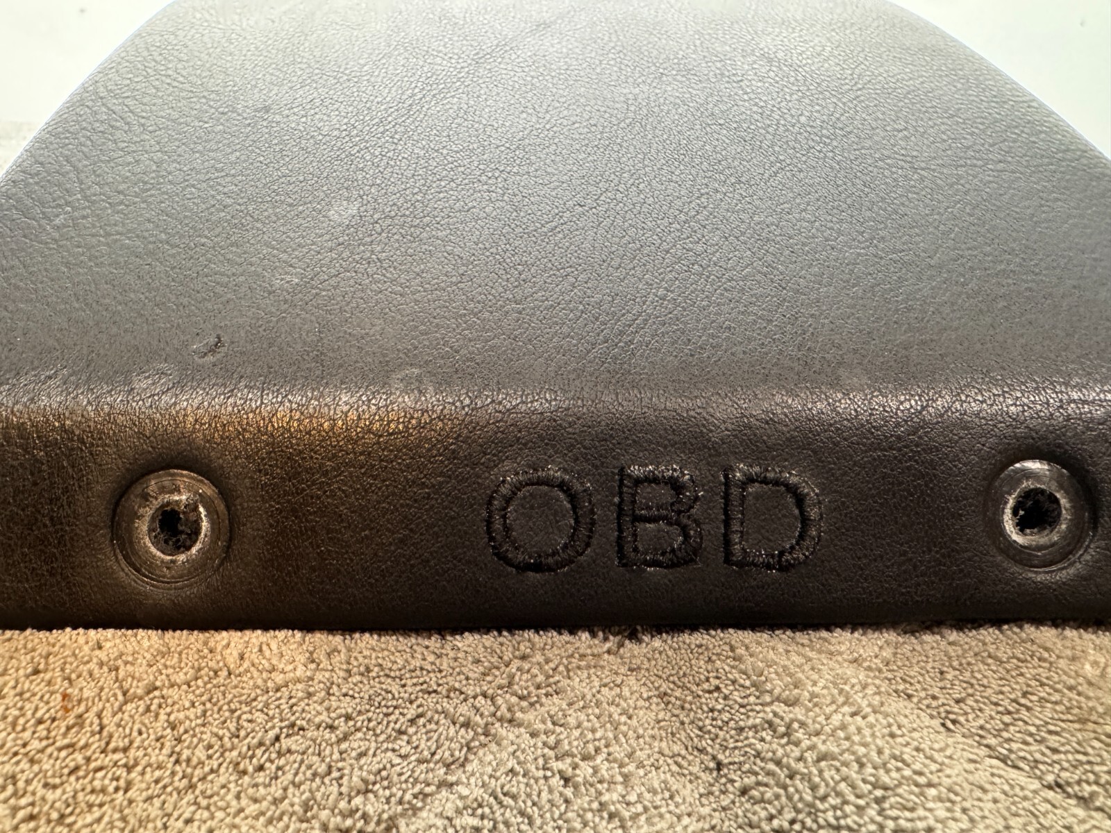 03-12 MASERATI QUATTROPORTE M139 LEFT LEATHER OBD DASH COVER ASSEMBLY BLACK OEM