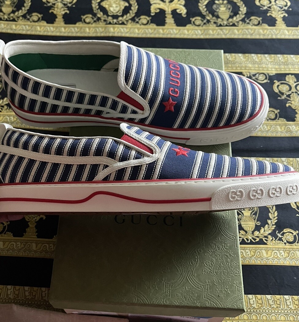 NEW AUTH GUCCI MEN SLIP ON STRIPED STARS RED WHITE BLUE  display picture 3