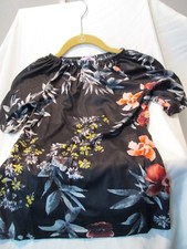 BLACK AND FLORAL SHORT SLEEVE GIRLS TOP SIZE 4 MAYAH KAY