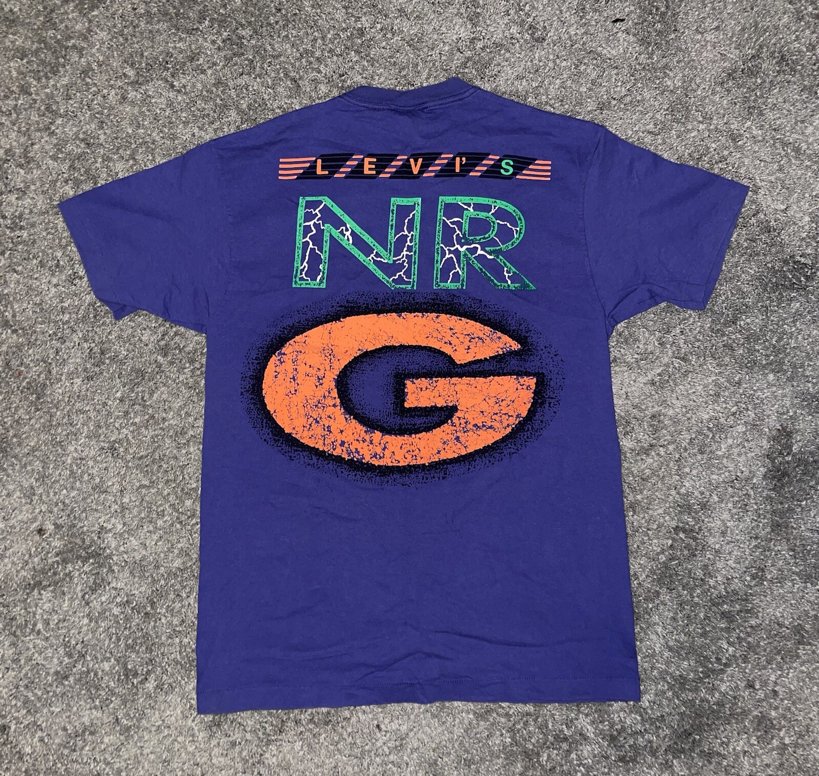 Vintage Levi’s NRG T Shirt Graphic Puff Print Tee Single Stitch Made In USA Sz L