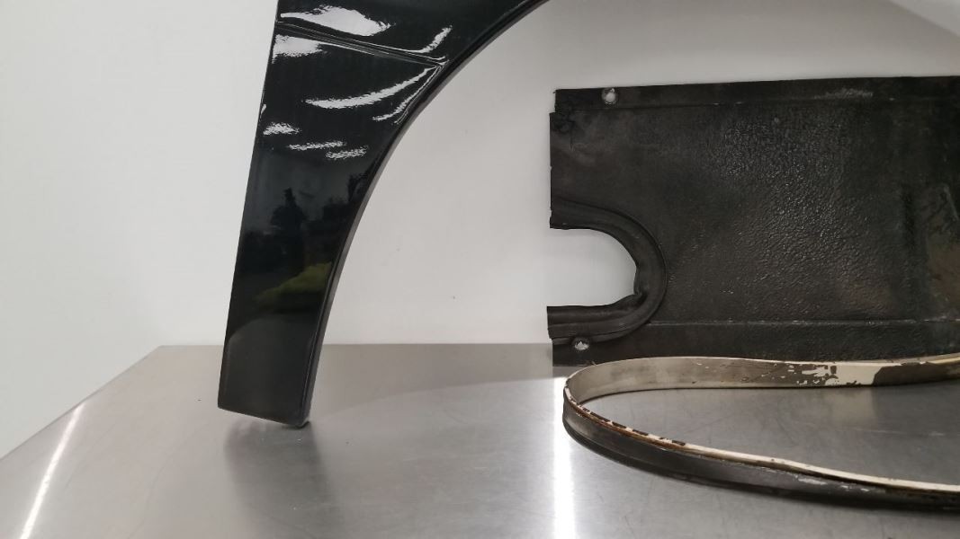 1990 FERRARI TESTAROSSA PASSENGER RIGHT FRONT FENDER OEM BLACK NERO
