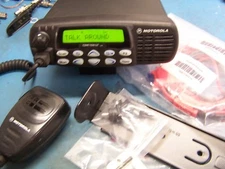 Motorola CDM1550 LS+ VHF 136-174MHz 45 Watt AAM25KKF9DP6AN  Mint Tested