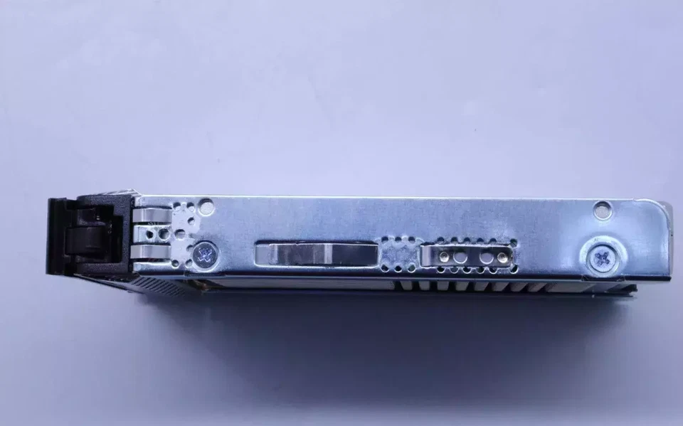 Lenovo ThinkSystem 02JG488 4XB7A17062 800GB 2.5" SAS 12G Server SSD - Image 2 of 3