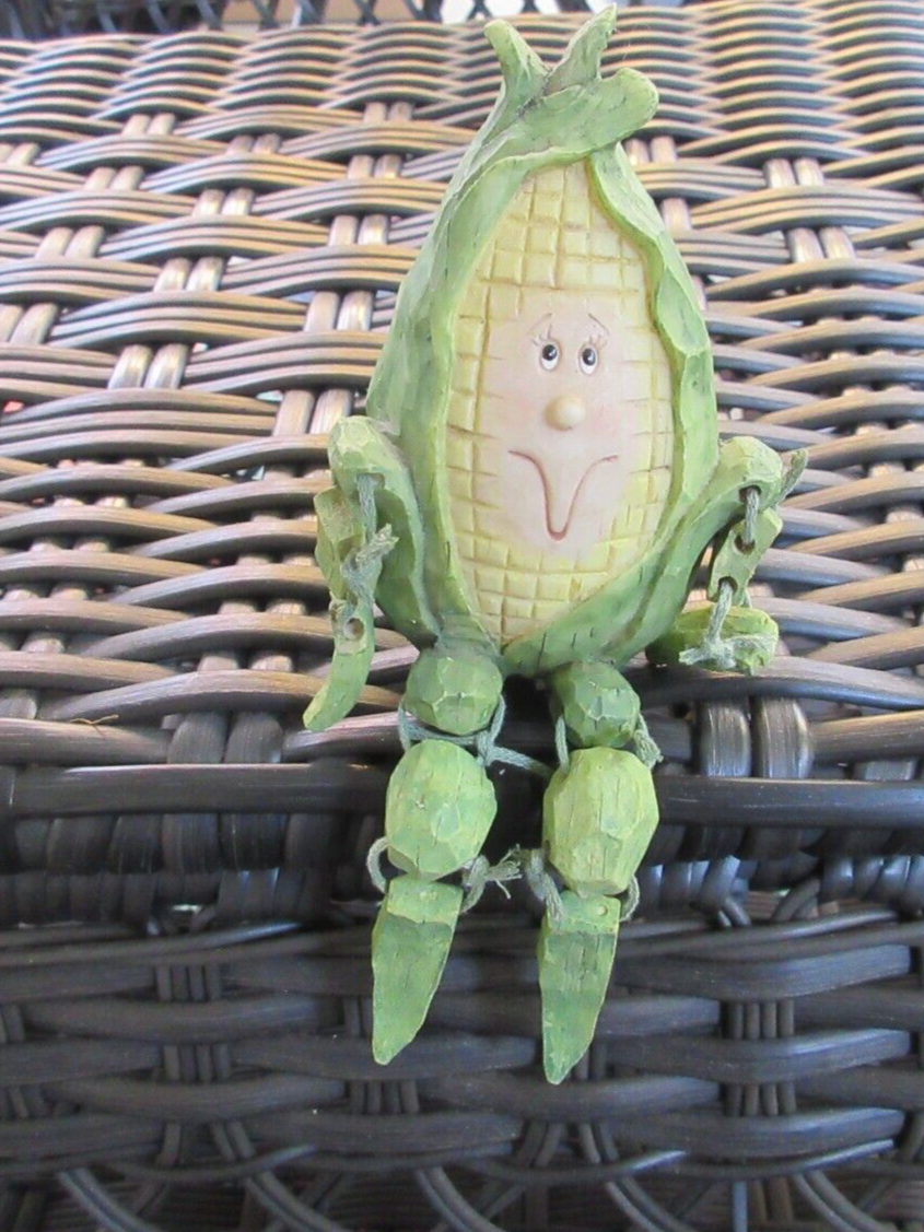 Vintage Anthropomorphic Vegetable Fruit Shelf Sitters Lot of 7 Resin