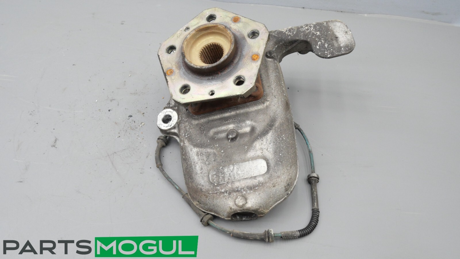 03-08 MASERATI QUATTROPORTE M139 FRONT RIGHT SPINDLE KNUCKLE WHEEL HUB OEM