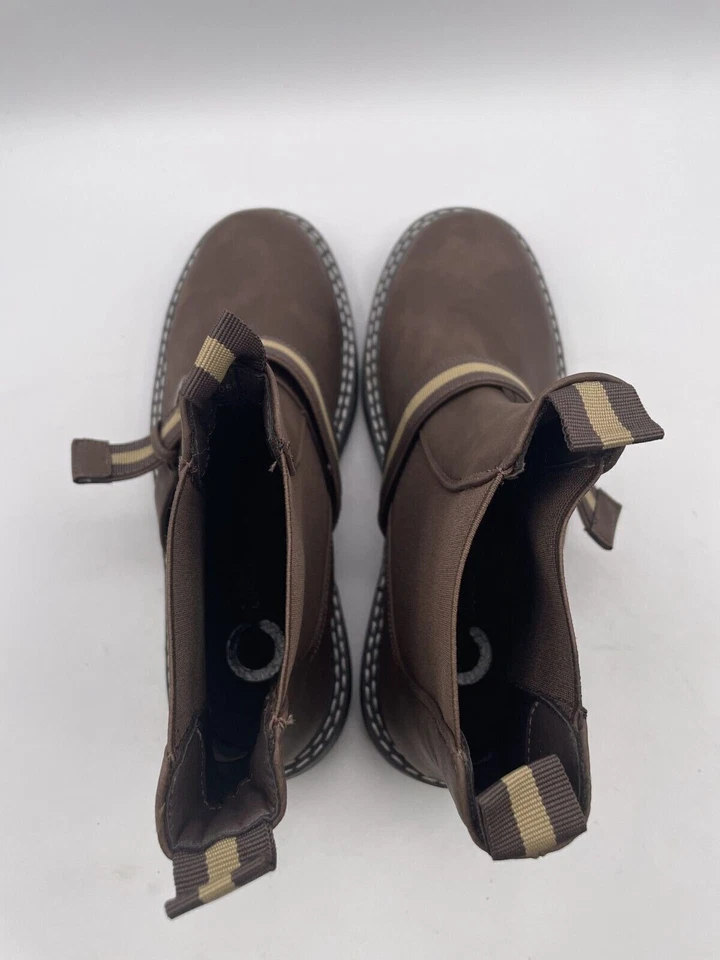 Bota Chelsea Journee Collection Rilie para mujer talla 7,5 correa de cuero marrón Foto 4 de 4