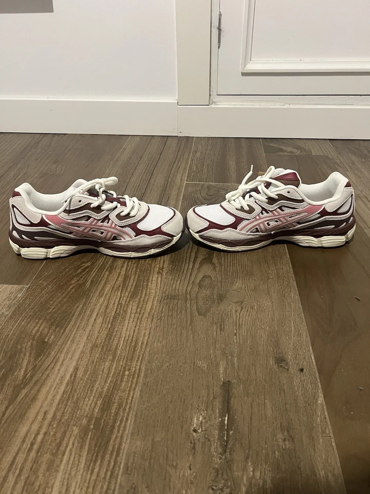 Zapatillas Asícs Nuevas - Imagen 3 de 4