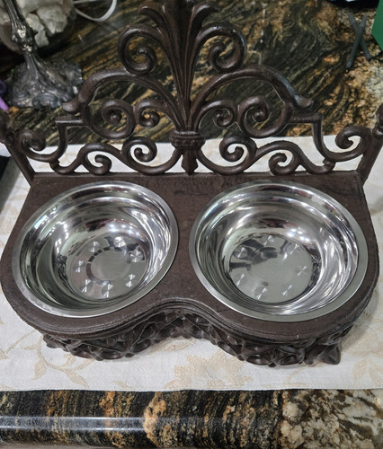 Raised Dog Bowl Cast Iron – Double Bowl “Villa Anne” Stainless Steel So unique