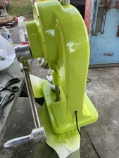 Kaiser D301 Dial-O-Matic Pie Press, Used Great Condition have all the dies