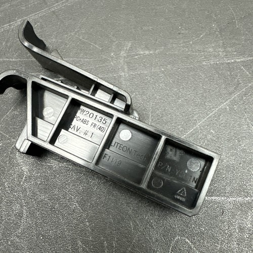 Dell Alienware Area 51 R2 Graphics Card Support Bracket Lock / HVJPR ...