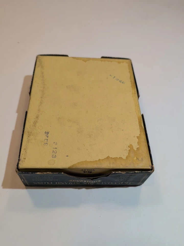 J & P COATS SIX STRAND BOILFAST Set of 12- 20 Yard Balls W / Box - Image 4 of 4