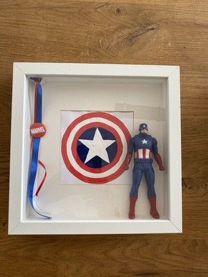 Hasbro Figur Marvel Captain America im Bilderrahmen Avengers Heroes Superheld