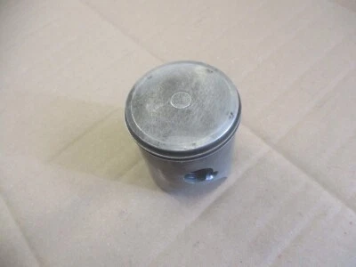 Piston + segments pour Yamaha 125 TDR - 3XD - 4FU - 5AE - Photo 1/4
