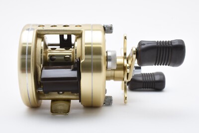SHIMANO CALCUTTA 200XT ゴールド Shimano 94 Calcutta 200XT RH Baitcasting Reel 2472351 I