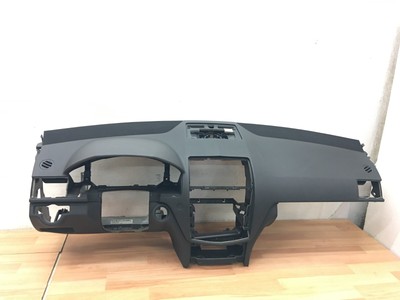 MERCEDES BENZ W204 Armaturenbrett C-Klasse Instrumententafel  