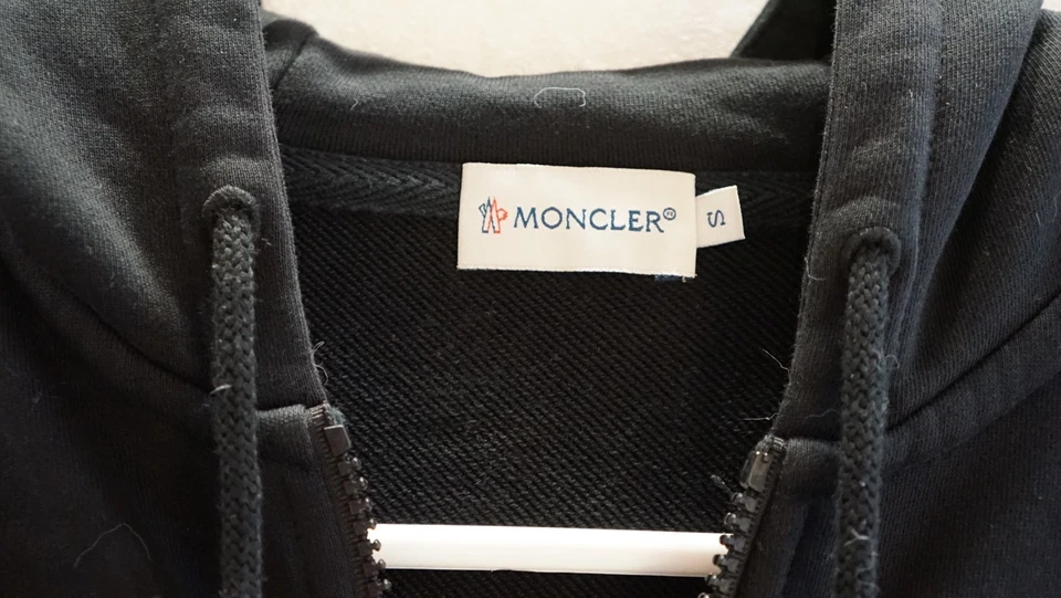 Cárdigan Maglia con cremallera para mujer Moncler con parche con logotipo talla S Foto 4 de 4