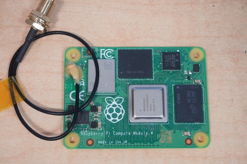 Raspberry Pi 4 Compute Module (CM4108032) RAM=8GiB EMMC=32GiB Wifi