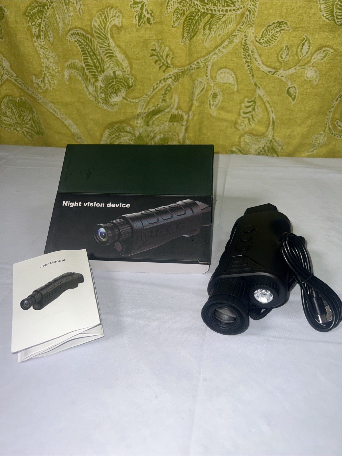 Device With Sd Card. Takes Pics/videos New In Box
