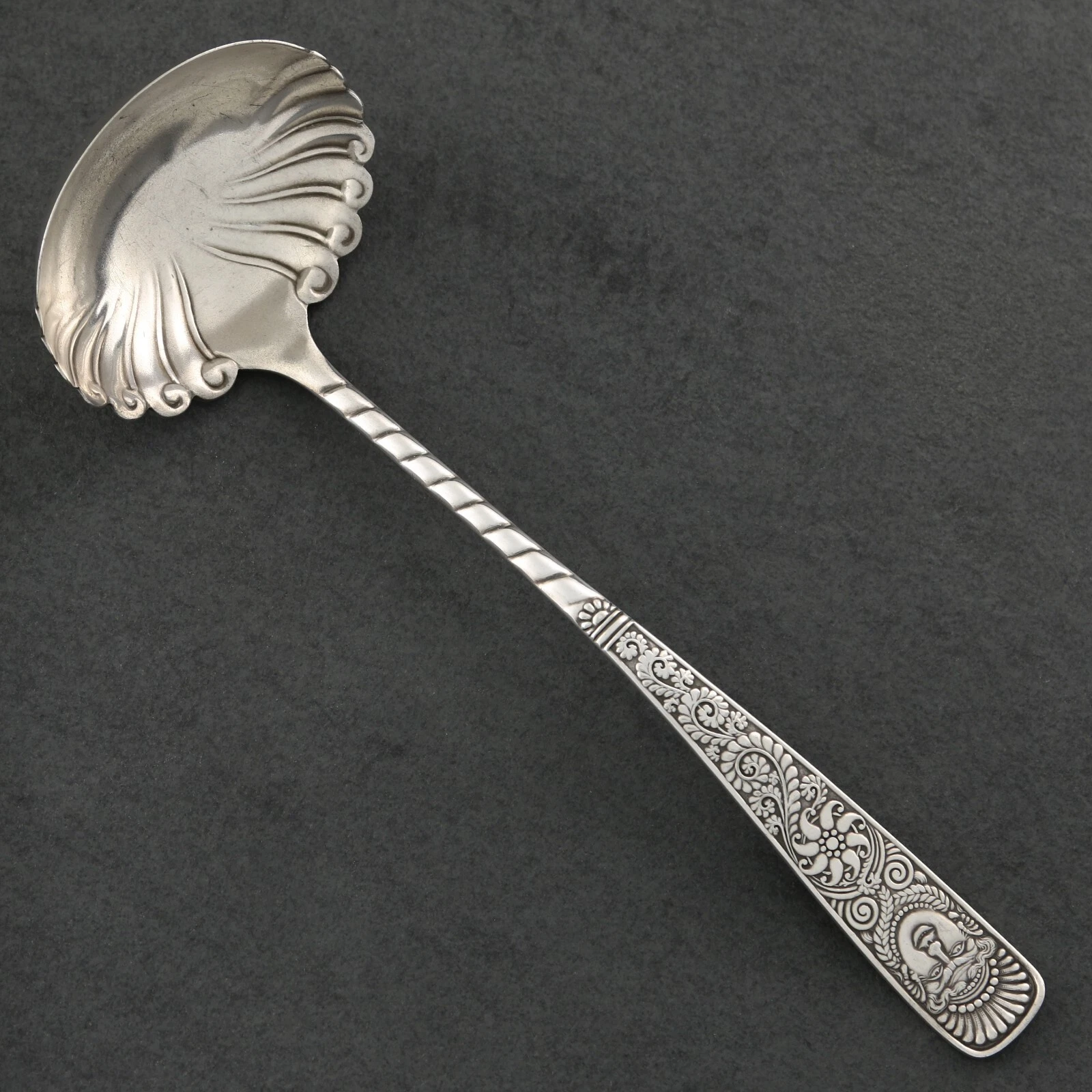 Int'l Silver 1847 Rogers ASSYRIAN HEAD Soup Punch Ladle 10" Silverplate c1886