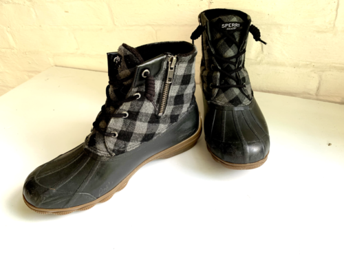 Rubber Duck Boots Women size 8 Sperry Grey Plaid Side Zip Syren Gulf STS85655