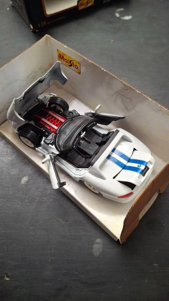 Dodge Viper RT/10 - 1:24 - Maisto - Immagine 2 di 4