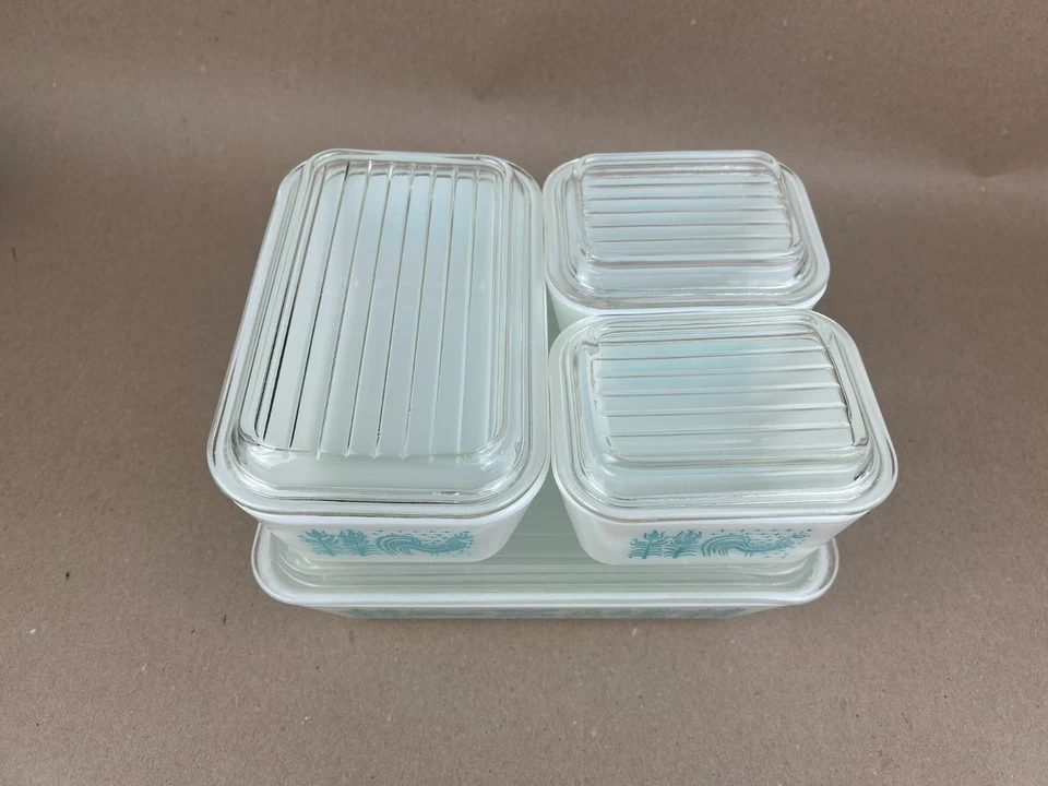 Vtg Pyrex Turquoise Amish Butterprint Refrigerator Dish Set with Lids Retro MCM - Image 4 of 4