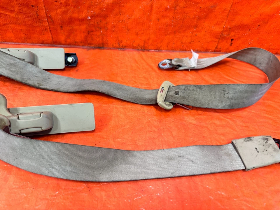 04-05 ACURA TSX - CINTOS DE SEGURANÇA DIANTEIROS ESQUERDO E DIREITO - COR BRONZEADO - FÁBRICA FABRICANTE DE EQUIPAMENTO ORIGINAL #304 - Imagem 4 de 4