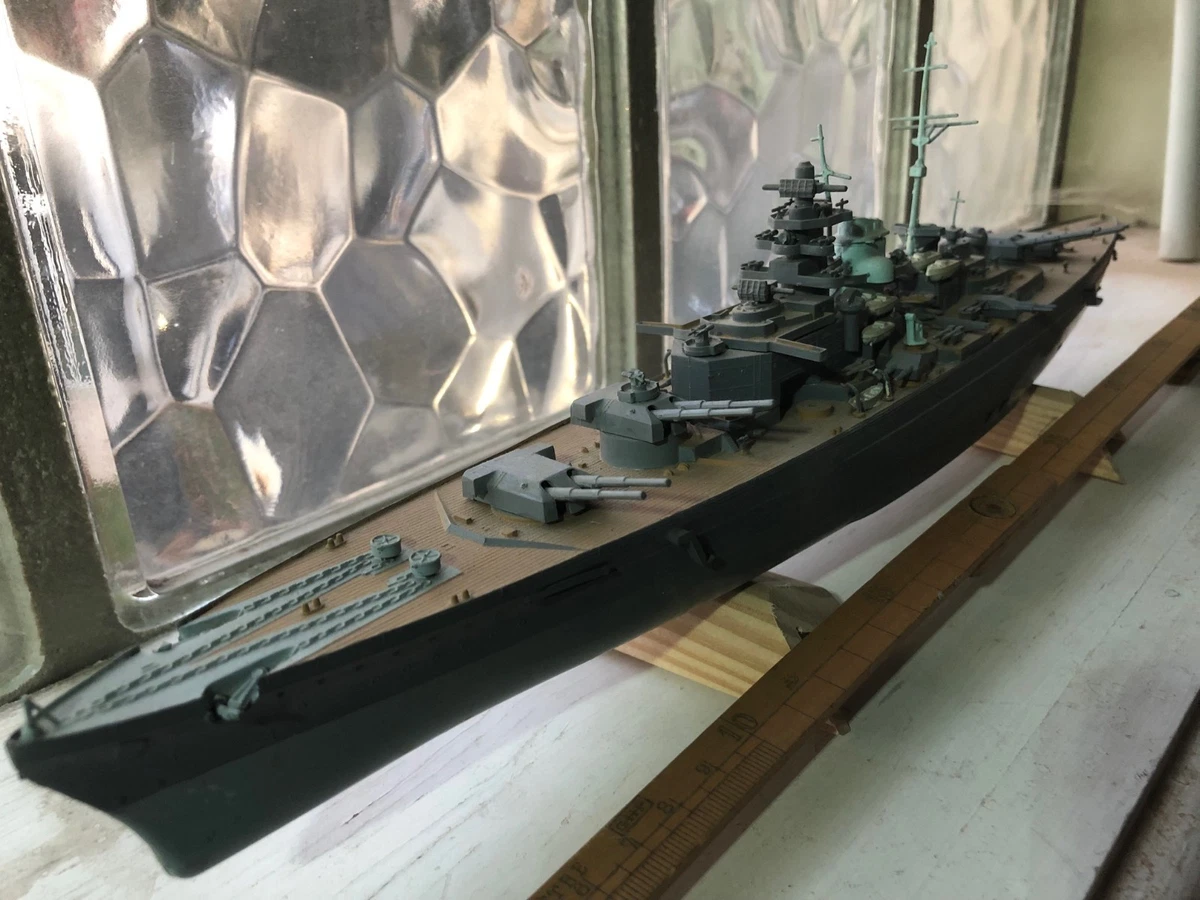 Maquette De Bateau Navis Neptun 1/1250 - Cuirassé Kongo 1939