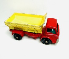 LESNEY MATCHBOX No. 70 GRIT SPREADING TRUCK 1966 Toy Farm Dump Equipment