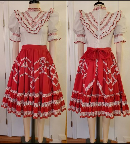 Jalisco Folklorico Mexican Dance Dress 