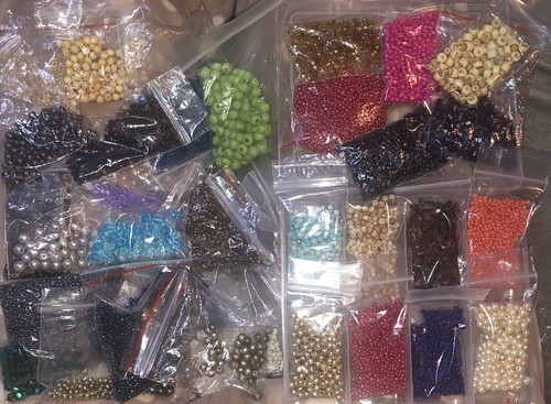 Craft Clear Out BEADS SEEDS JEWELLERY MAKING ART Card Craft MIXED SHAPES SIZES - Picture 6 of 11