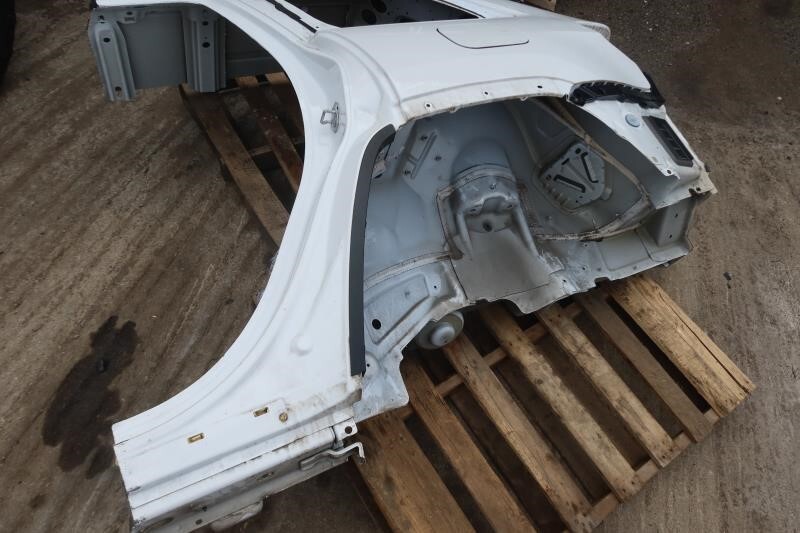 2014-2022 Jeep Grand Cherokee OEM Rear Left Driver Quarter Panel