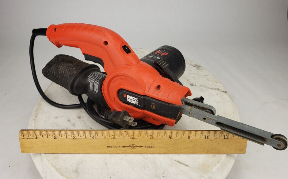 Black & Decker KA900E PF260 Compact Belt Sander for Sharpening