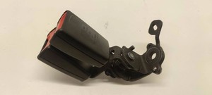 Volkswagen Golf VII 2017 Gurtschloss hinten Mitte 8V0857739A EPV7431