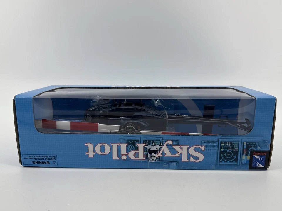 NewRay Sky Pilot Bell 412 LAPD Die-Cast Helicopter 1/48 Scale N5929Z - Image 4 of 4